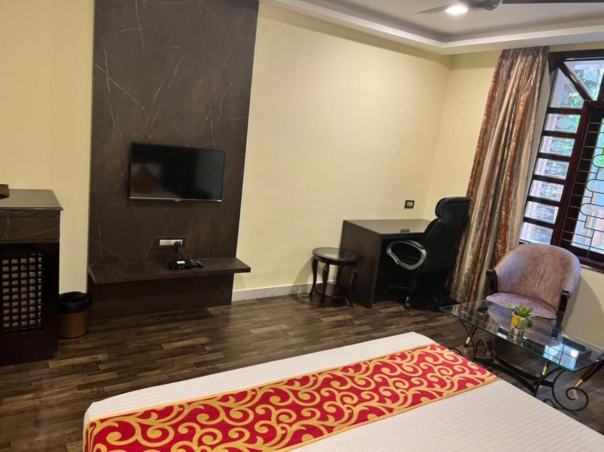 Hotel Tourist Inn Siliguri Exterior photo