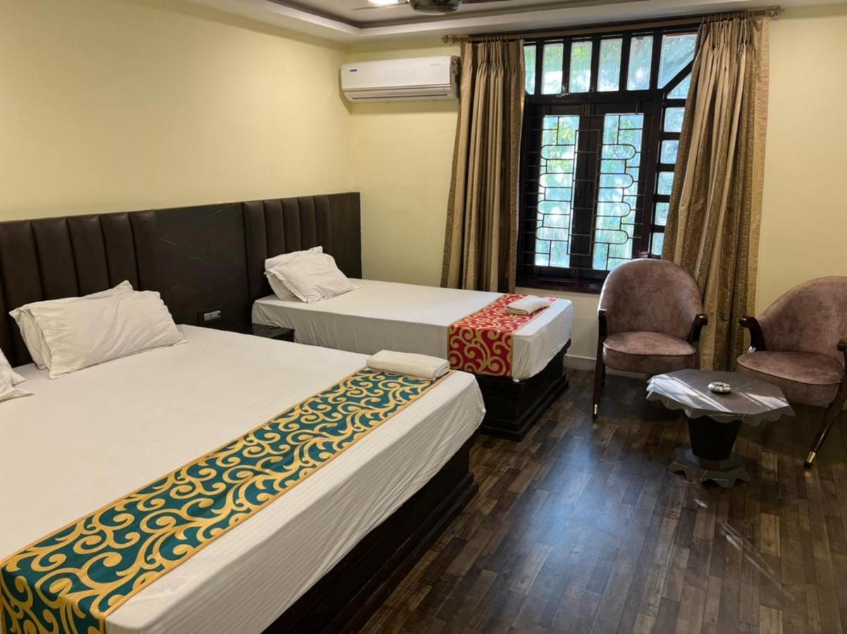 Hotel Tourist Inn Siliguri Exterior photo